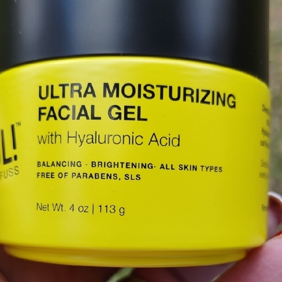 Buy It Now Price Here Beautiful! Ultra Moisturizing Facial Gel NWOB - Picture 2 of 5